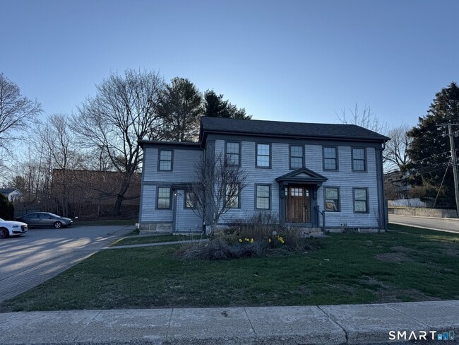 Building Photo - 3 E Pattagansett Rd