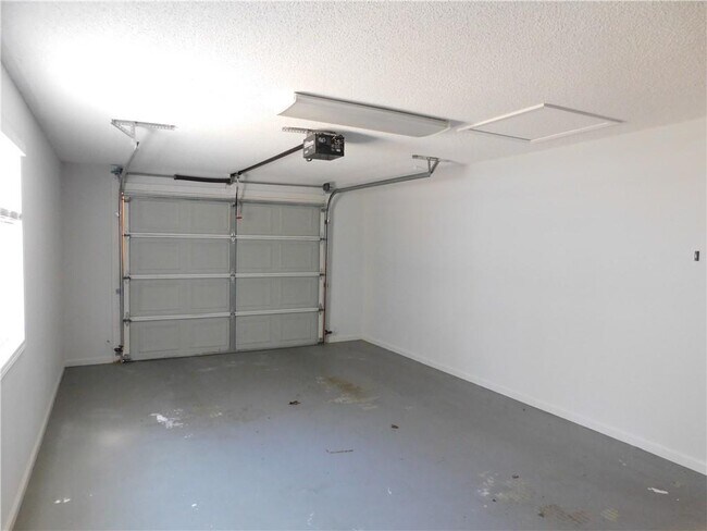 Building Photo - 76 Copper Creek Dr