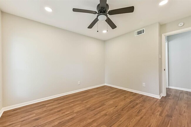 Building Photo - 18330 Cape Bahamas Ln