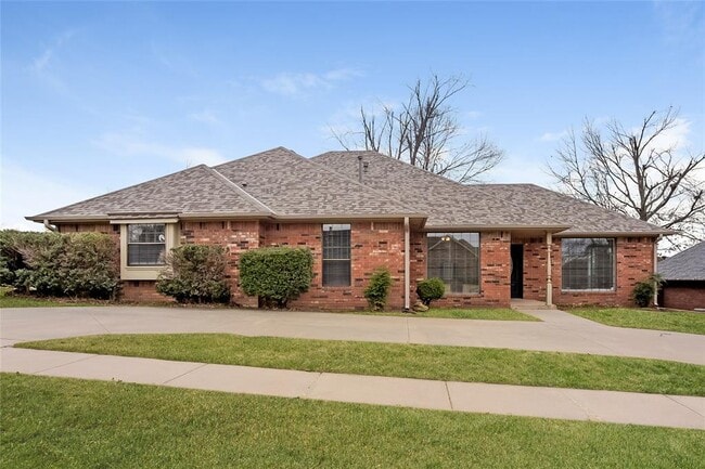 Primary Photo - 1100 Fountain Gate Ct