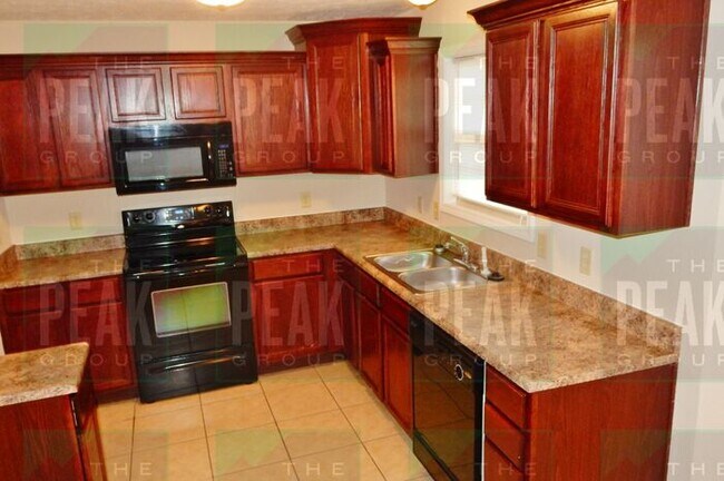 Building Photo - Home For Rent in Willard School District