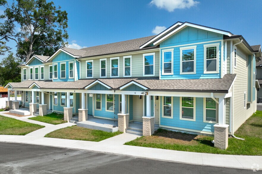 Primary Photo - The Canopy Townhomes