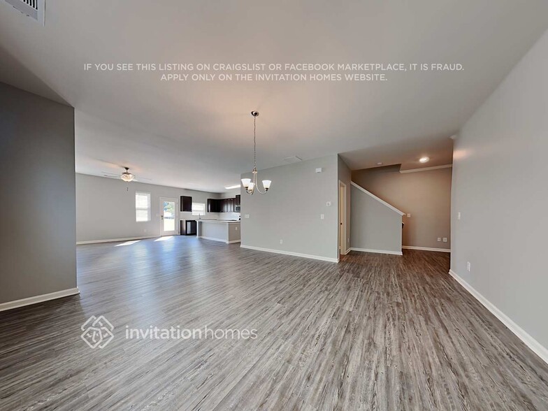 Building Photo - 4933 Fawnwood Dr