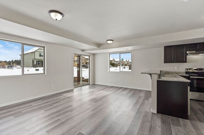 Building Photo - 2-bedroom townhomes, a modern take on apar...