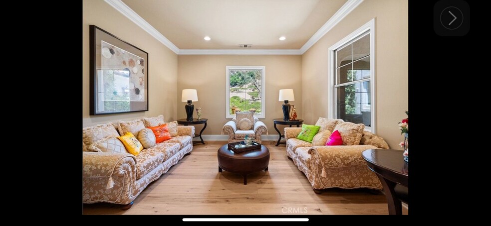 Building Photo - 19668-19663 Three Oaks Ln