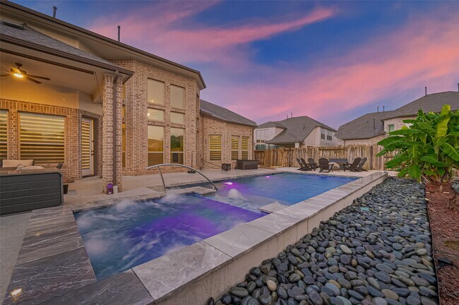 Building Photo - 9011 Bright Harbor Dr