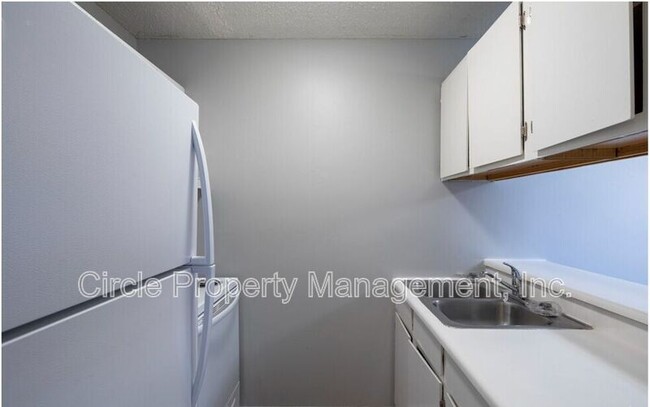 Building Photo - 4019 Hunters Ridge Dr SW