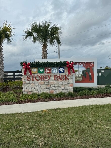 Building Photo - 11867 Boldface Dr