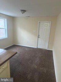 Building Photo - 1008 Clifton Ave