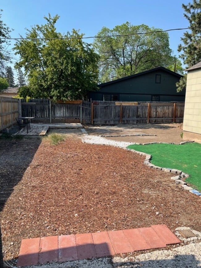 Building Photo - Westside gem! Located next to The Lot!