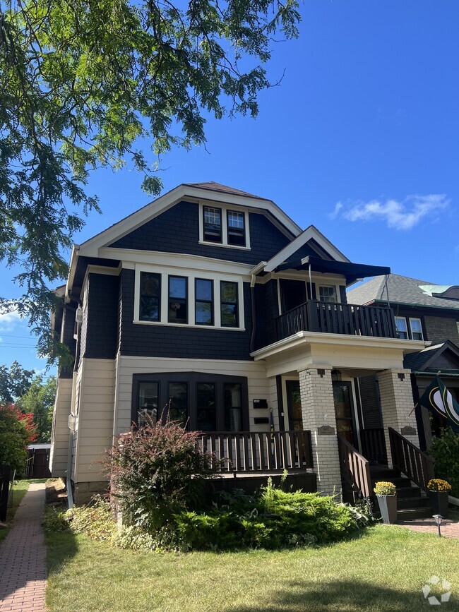 Front of Duplex Home - 1405 E Elmdale Ct