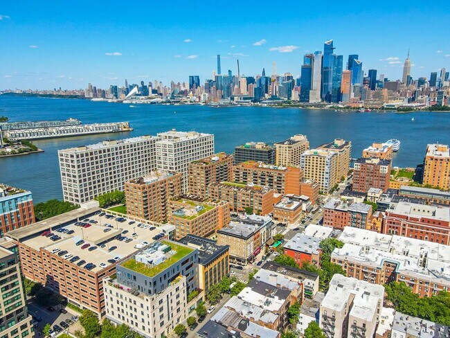 Building Photo - 1500 Hudson St