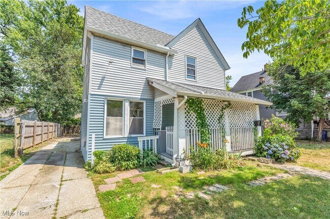 Primary Photo - 3153 W 88th St