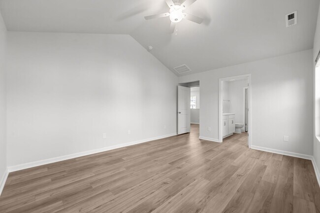 Building Photo - 186 Citadel Dr