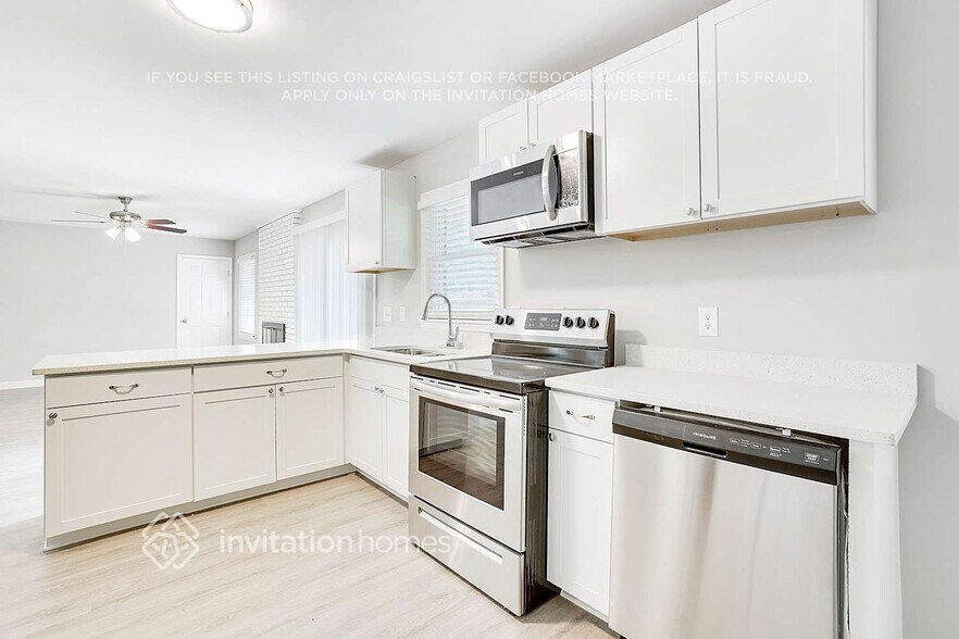 Building Photo - 4430 Pullen Ln SW