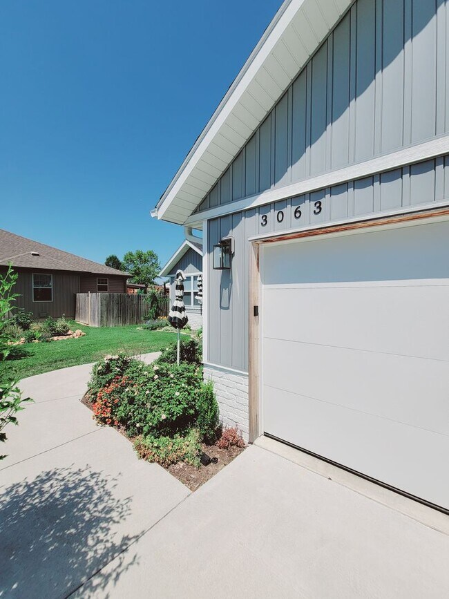 Building Photo - Pre-Leasing: Liberty Place Subdivision - Republic w/ Ultra Open Floor Plan