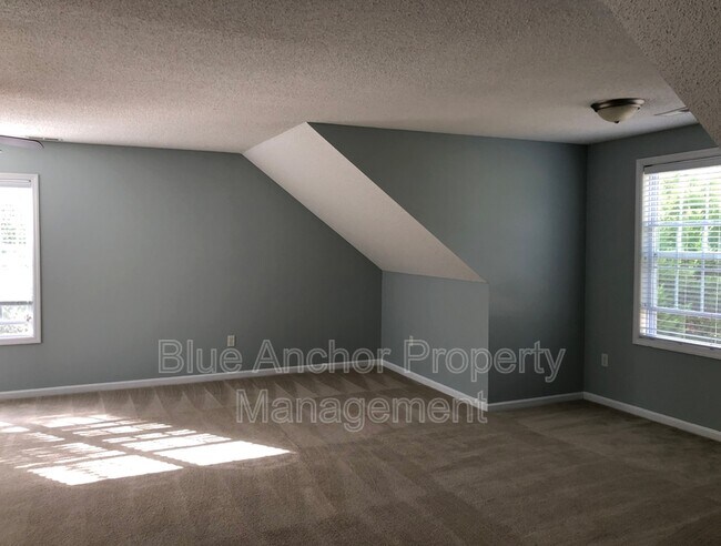 Building Photo - 1343 Chadwick Shores Dr