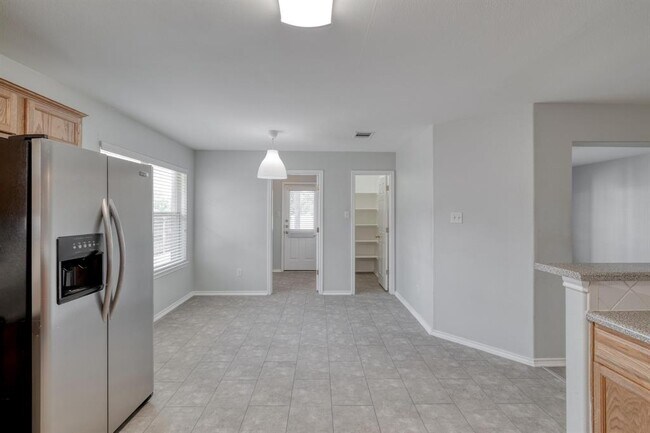 Building Photo - 1204 Delia Chappa Ln