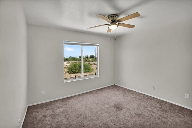 Building Photo - Spacious Sanctuary in Sahuarita: Modern Living Meets Outdoor Comfort