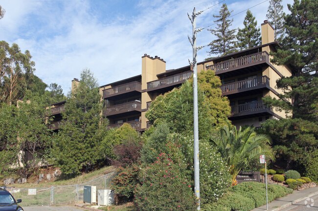 Primary Photo - Parkside