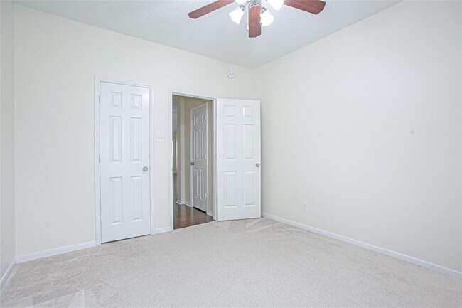 Building Photo - 13335 White Ibis Dr