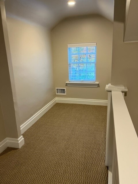 Sitting Area - 3rd Floor - 516 Chestnut St