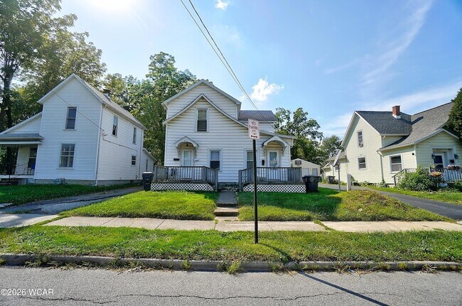 Building Photo - 915 S West St