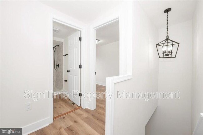 Building Photo - 138 E South St