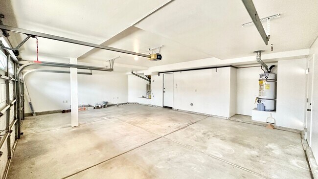 Building Photo - Awesome Two-Story Home, Recently & Freshly Updated, just minutes to downtown Fallbrook!