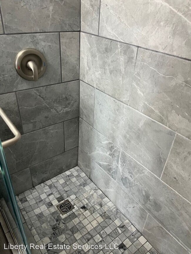 Building Photo - 1 br, 1 bath House - 718 South 7th St Unit...