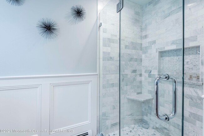 Building Photo - 16 Cypress Ave