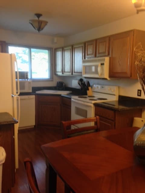 Building Photo - 8554 S Pond Trl