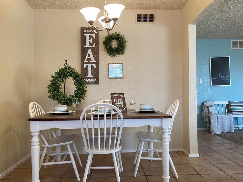 Building Photo - 1204 Aspen St