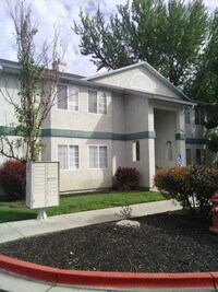 Building Photo - 331 S Meridian Rd