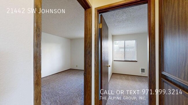 Building Photo - 21442 SW Johnson-