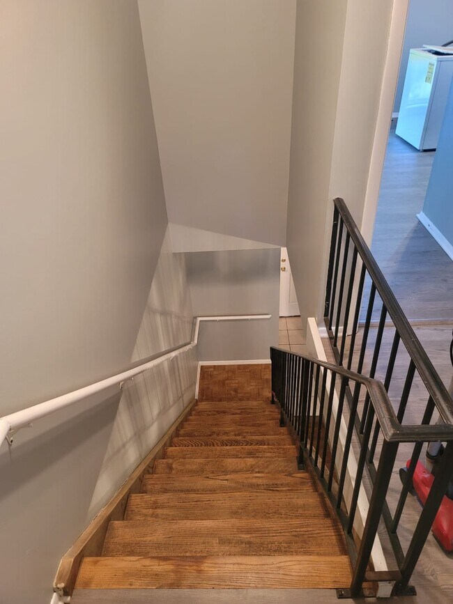 Building Photo - 2500 Topsfield Rd