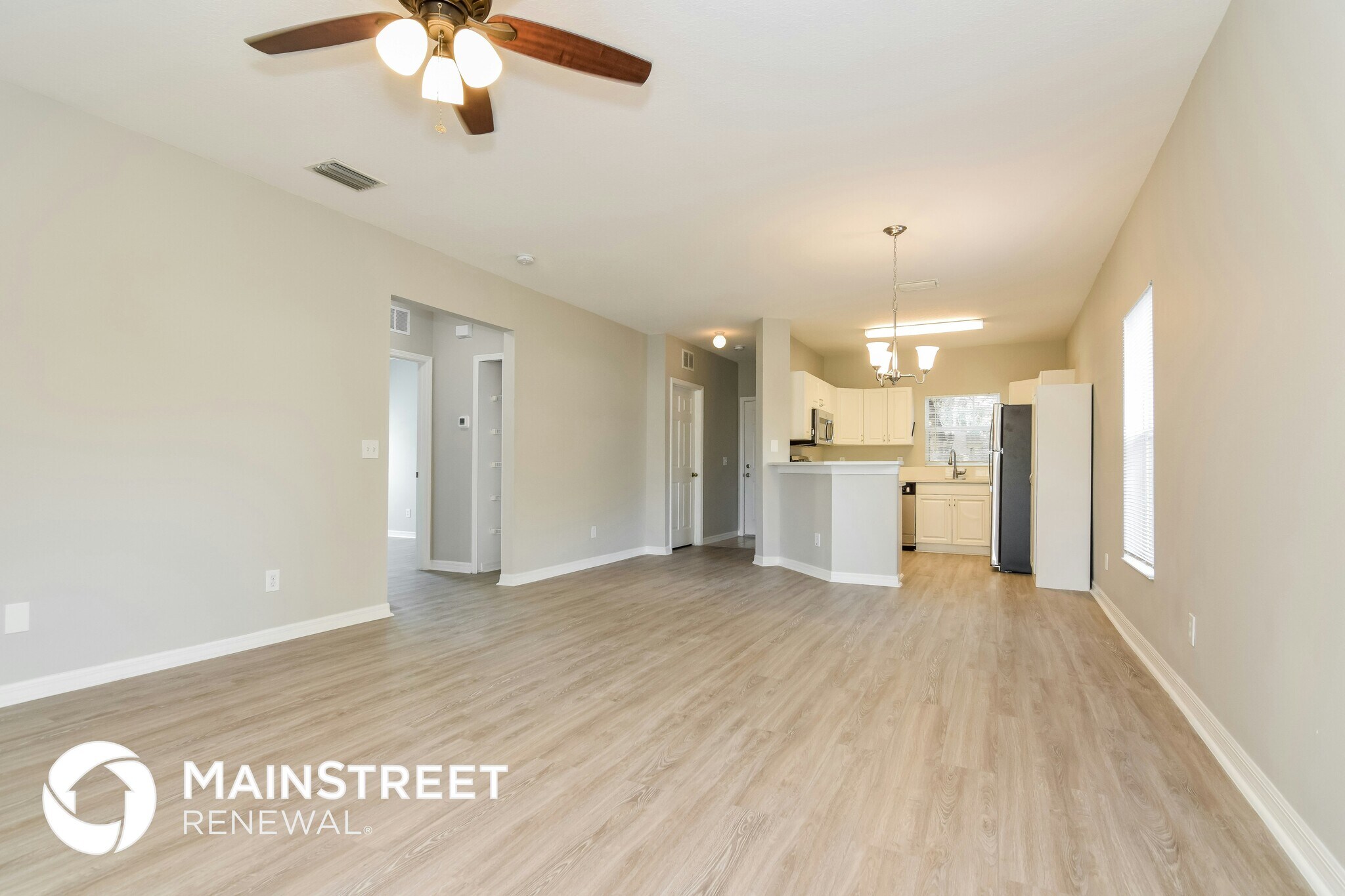 Building Photo - 1711 31st Ave E