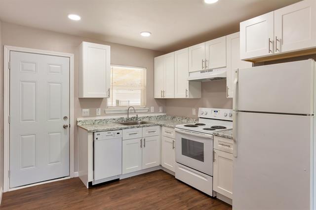 Building Photo - 2038 Evergreen St