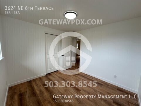 Building Photo - 3624 NE 6th Terrace