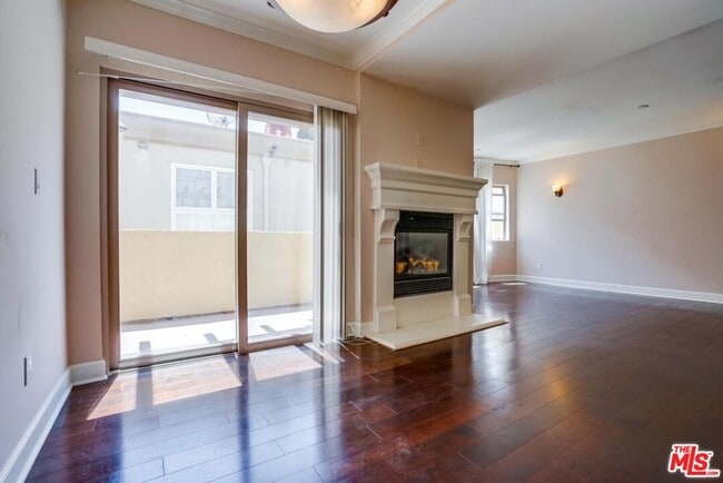 Building Photo - 1522 Amherst Ave