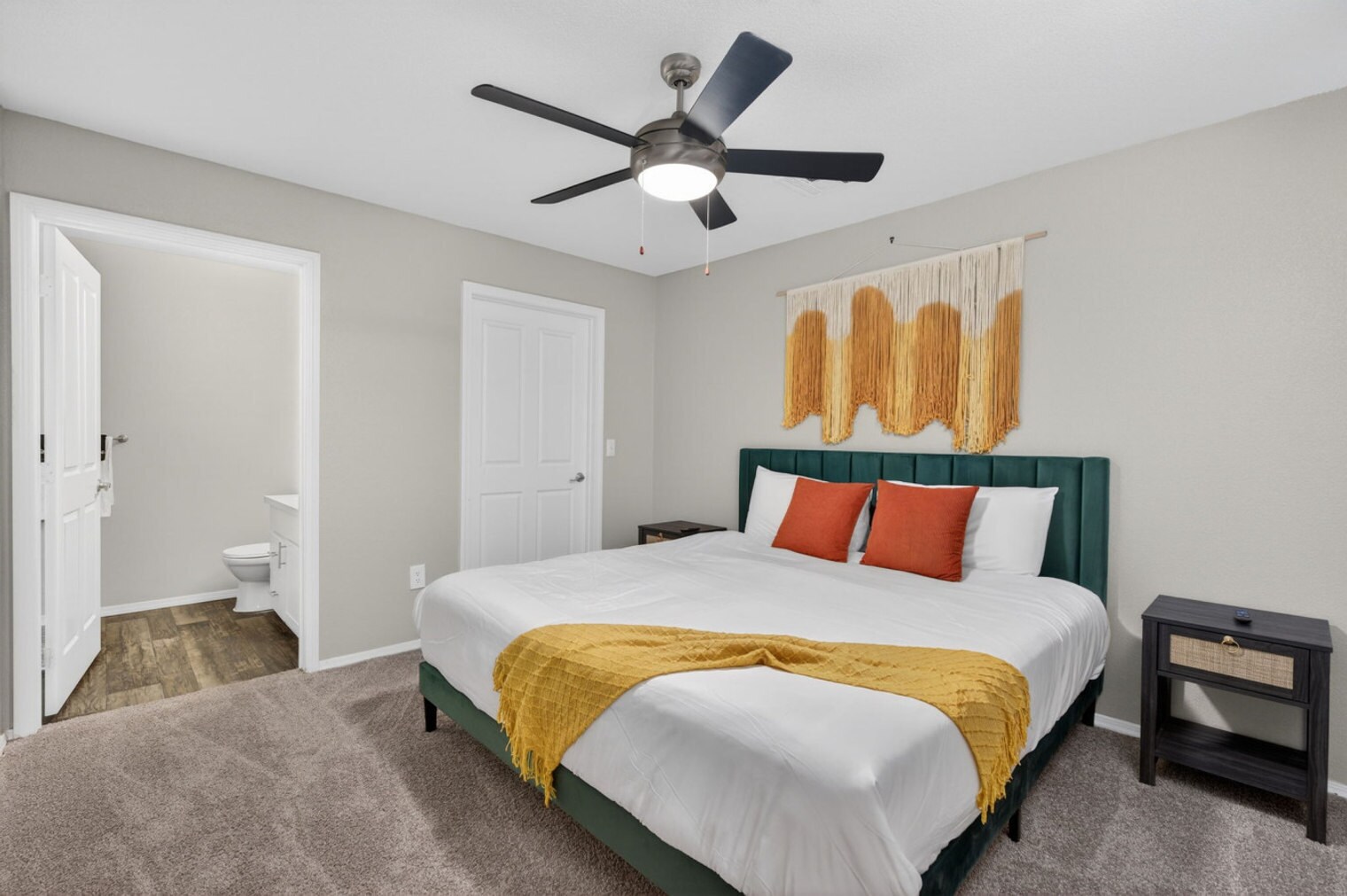 Building Photo - 15164 N 140th Dr