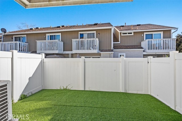 Building Photo - 63 Bentwood Ln