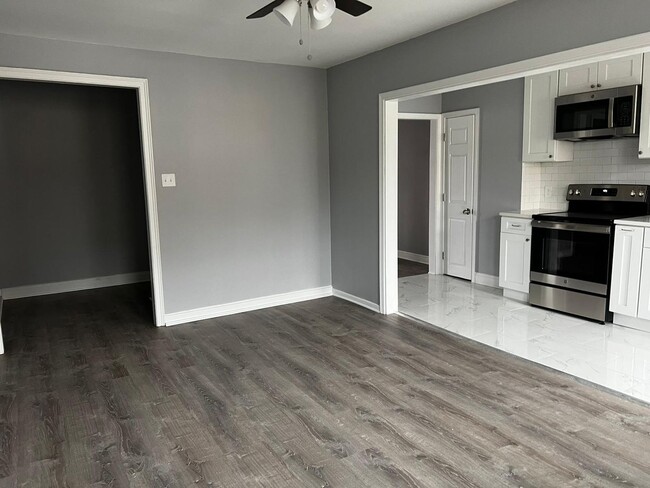 Building Photo - 4 bedroom 2.5 baths Coming Soon!