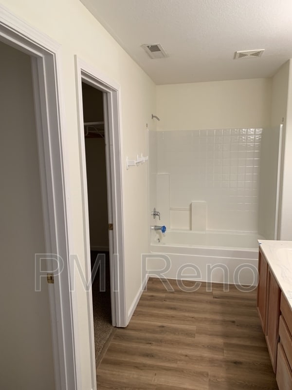 Building Photo - 7732 Corso St