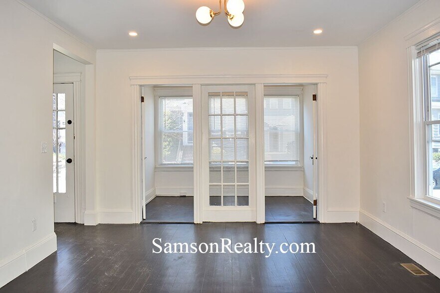 Building Photo - 405 Morris Ave