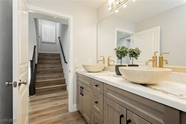 Building Photo - 8095 Carpenter Creek Ave