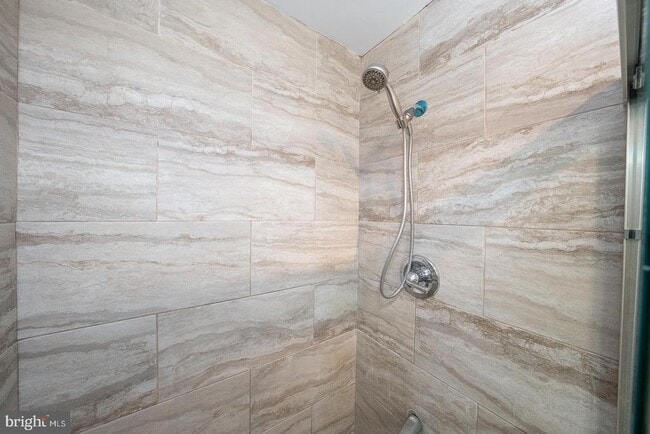 Building Photo - 26 Rampart Dr