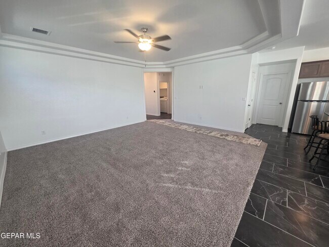 Building Photo - 4889 Christian Azcarate St