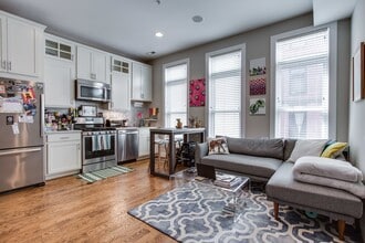 Building Photo - Marvelous Modern Mt Vernon Two-Bedroom!