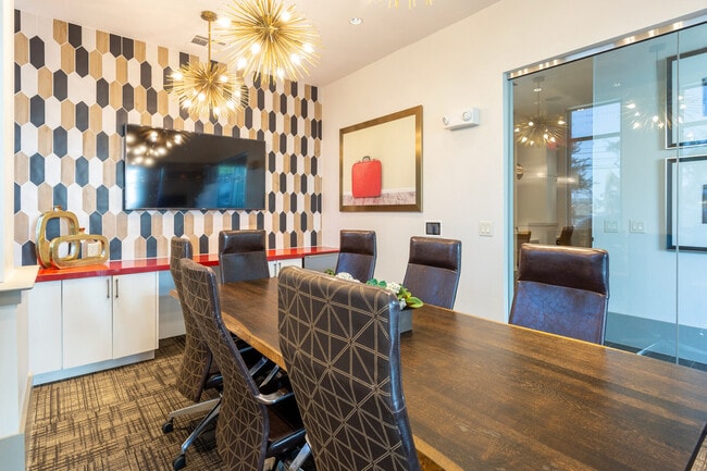 Building Photo - 2823 E Martin Luther King Jr Blvd